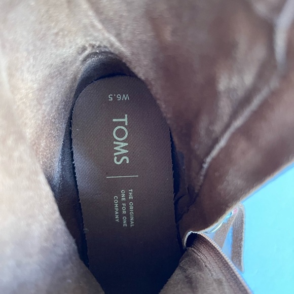 EUC Toms Women’s Evie Zippered Ankle Boots. - Picture 7 of 8